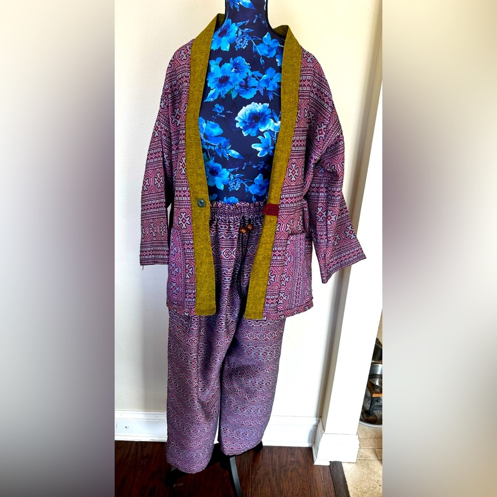 Tribal Kimono Style Two Piece Pant Set - Medium